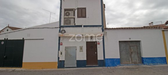 Gewerbliche Immobilie in Viana do Alentejo, Portugal 117m², Nr. 86878 3