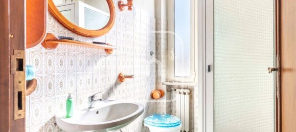 4 rooms Villa in Rome, Italy No. 11145 27