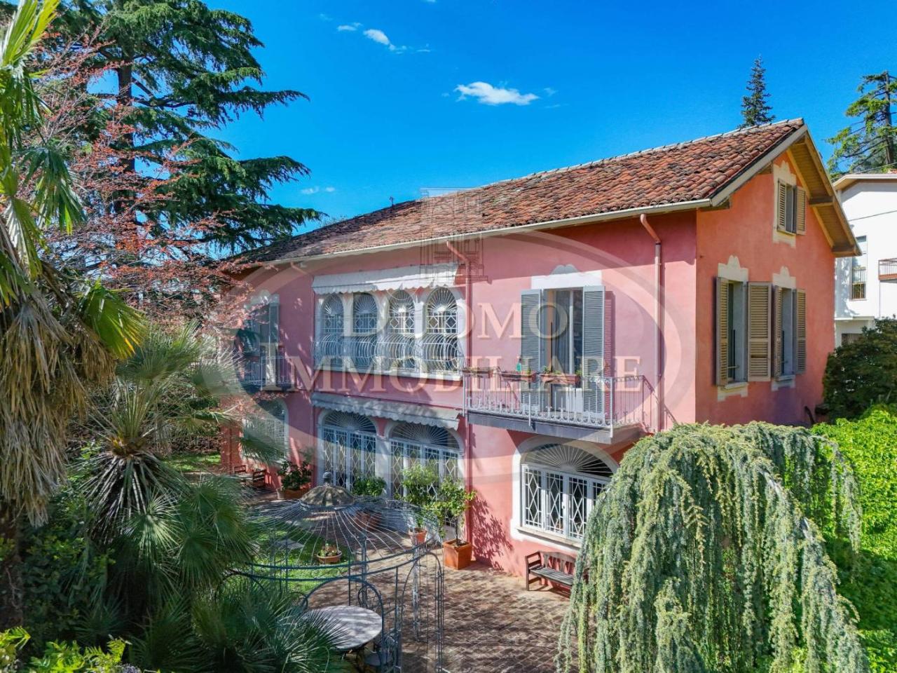 8 rooms Villa in Brescia, Italy No. 31932