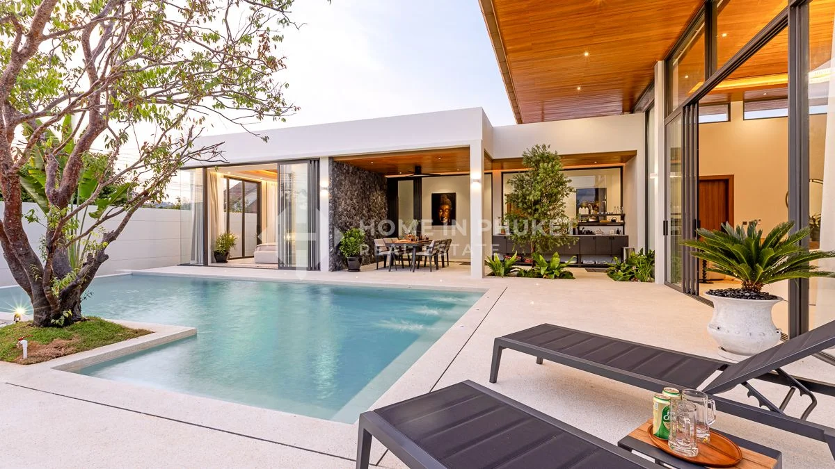 3 bedrooms House in Phuket, Thailand No. 60719