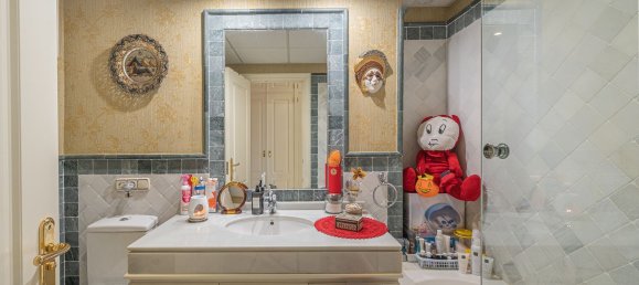 Apartamento T4 em Marbella, Spain N.º 33789 21