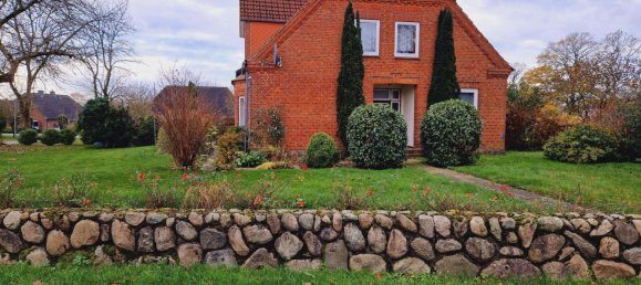 7 rooms House in Schleswig-Holstein, Germany No. 19914 7