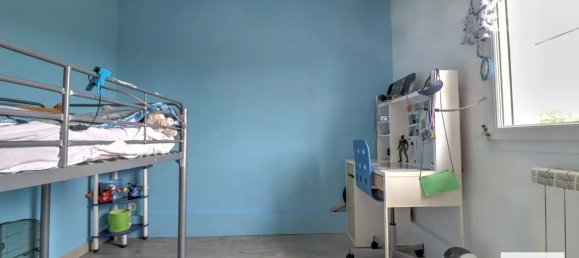 6 chambres Châteaux à Serpaize, France No. 355457 8