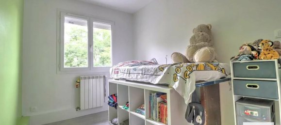 6 chambres Châteaux à Serpaize, France No. 355457 7