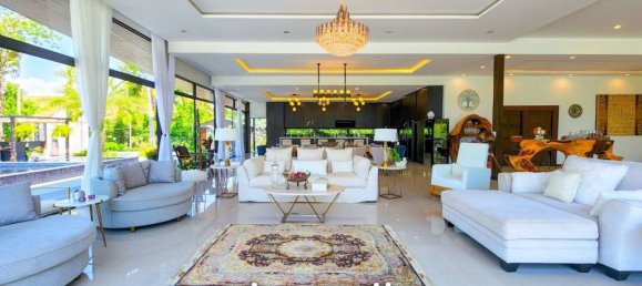 6 bedrooms Villa in Pattaya, Thailand No. 16765 5