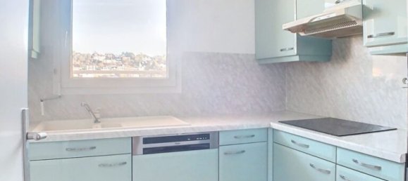 3 bedrooms Apartment in Corbeil-Essonnes, France No. 147721 4