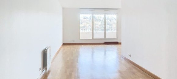 3 bedrooms Apartment in Corbeil-Essonnes, France No. 147721 2