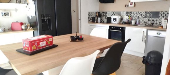 Casa de 4 dormitorios en Noyal-Pontivy, France No. 278584 3