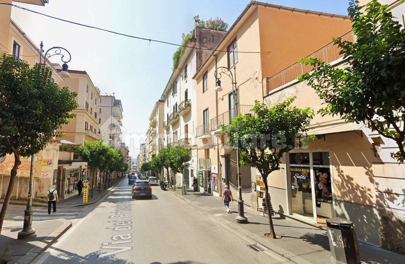 2 rooms Commercial property in Salerno, Italy No. 83869