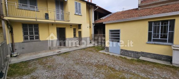 3غرفة عقار تجاري في Jerago con Orago, Italy رقم 237068 3