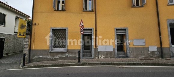 3غرفة عقار تجاري في Jerago con Orago, Italy رقم 237068 2