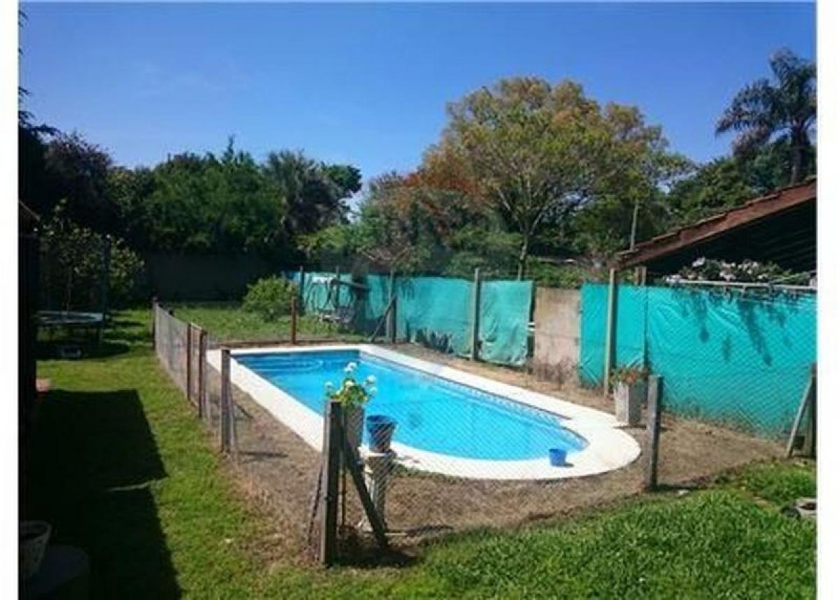 3 bedrooms House in Tigre, Argentina No. 19869