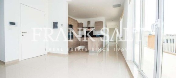 3 غرف نوم شقة في Sliema, Malta رقم 8766 23