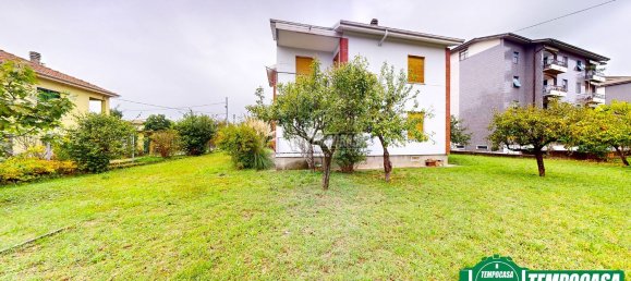 Дом с 8 комнатами в Нови Лигуре, Италия № 52053 20