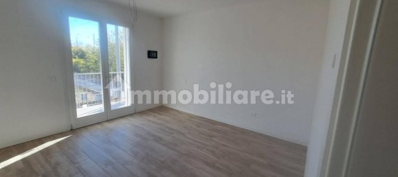 5 rooms Villa in Lavagno, Italy No. 24405 4