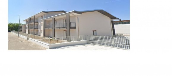 5 rooms Villa in Lavagno, Italy No. 24405 9