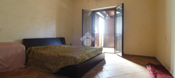 2 bedrooms Apartment in Reggio Calabria, Italy No. 267380 4