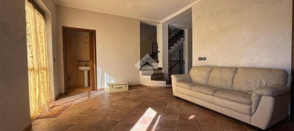 2 bedrooms Apartment in Reggio Calabria, Italy No. 267380 3