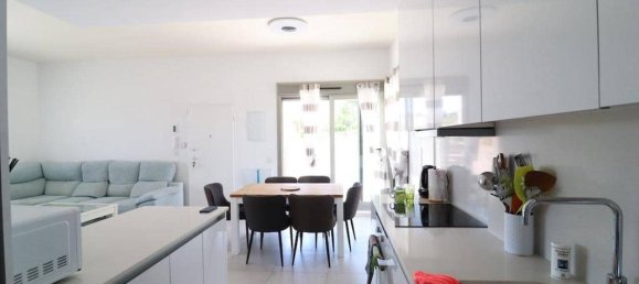 3 bedrooms House in San Miguel de Salinas, Spain No. 188388 3