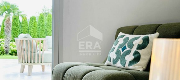 5 bedrooms Villa in Cucq, France No. 52272 12