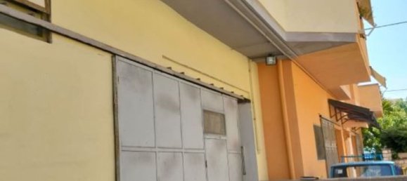 5 rooms Villa in Bussi sul Tirino, Italy No. 303087 5