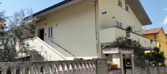 5 rooms Villa in Bussi sul Tirino, Italy No. 303087 2