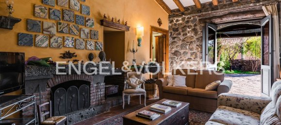 6 rooms Villa in Zafferana Etnea, Italy No. 68781 4