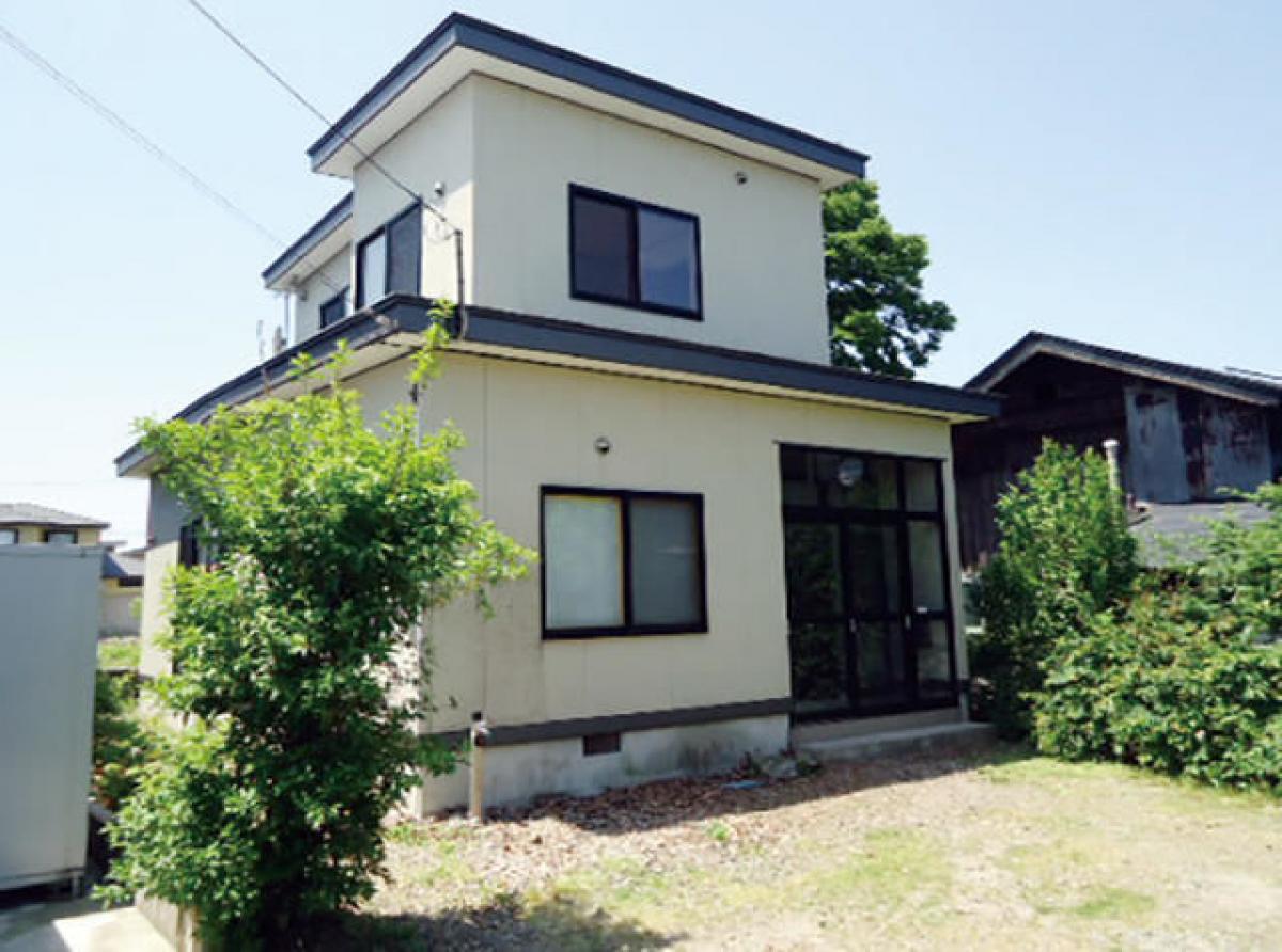 3 bedrooms House in Akita, Japan No. 7780