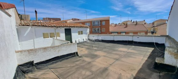 Apartamento de 3 dormitorios en Ávila, Spain No. 25469 20