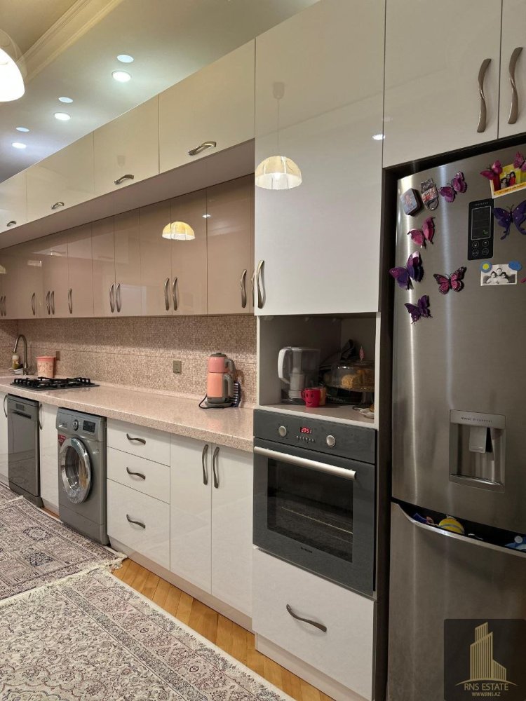 3 bedrooms Apartment in Nasimi, Azerbaijan No. 1485