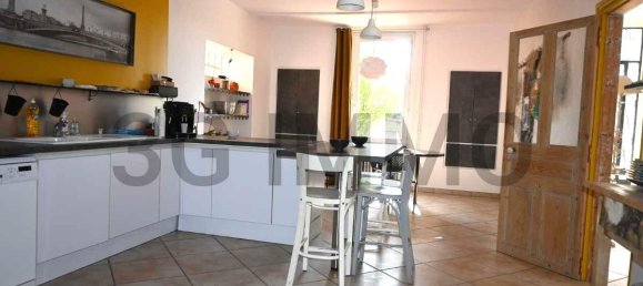 Casa T7 em Pierrelatte, France N.º 362231 10