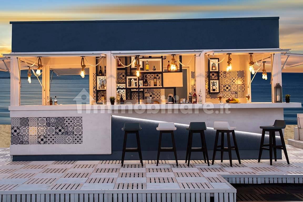 2-Zimmer Gewerbliche Immobilie in Busto Arsizio, Italy, Nr. 206229