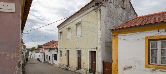4 bedrooms House in Abrantes, Portugal No. 185128 3