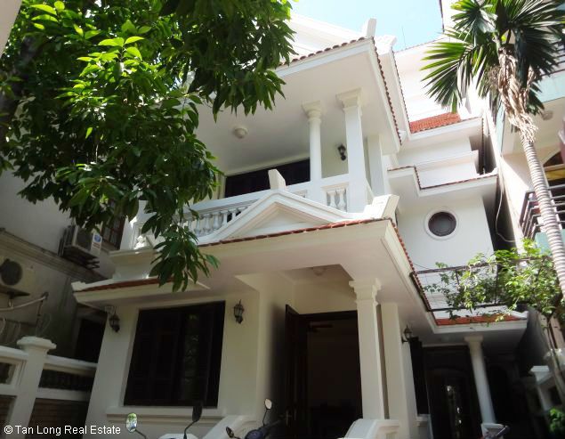 3 Schlafzimmer Haus in Tay Ho, Vietnam, Nr. 3419