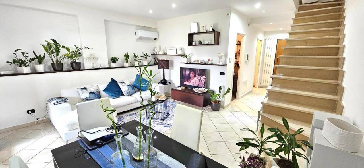 Casa de 4 habitaciónes en Fiano Romano, Italy No. 30845