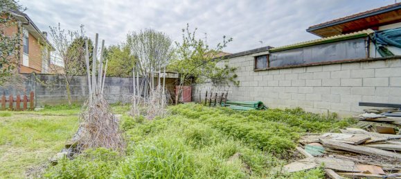 3 rooms House in Castano Primo, Italy No. 5189 4