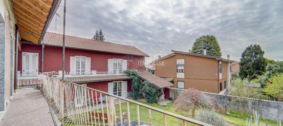 3 rooms House in Castano Primo, Italy No. 5189 18