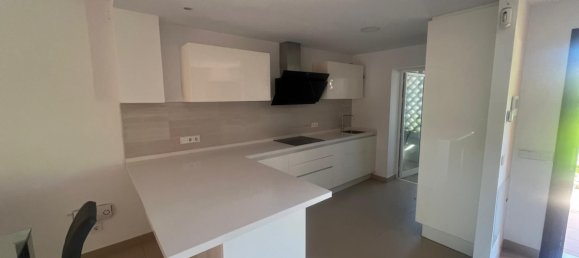 4 Schlafzimmer Haus in El Paraiso, Spain, Nr. 142822 5