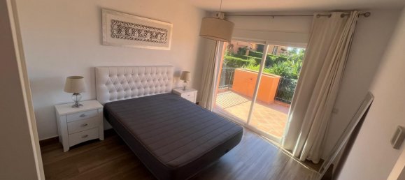 4 Schlafzimmer Haus in El Paraiso, Spain, Nr. 142822 32
