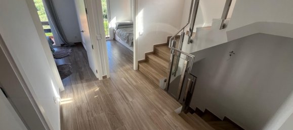 4 Schlafzimmer Haus in El Paraiso, Spain, Nr. 142822 46