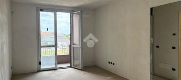 2-Zimmer Wohnung in Casorezzo, Italy, Nr. 310617 2