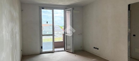 2-Zimmer Wohnung in Casorezzo, Italy, Nr. 310617 6