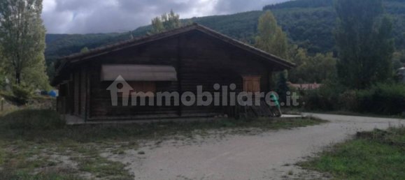 5 rooms Warehouse in Nocera Umbra, Italy No. 349481 4