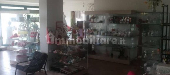 5 rooms Warehouse in Nocera Umbra, Italy No. 349481 10