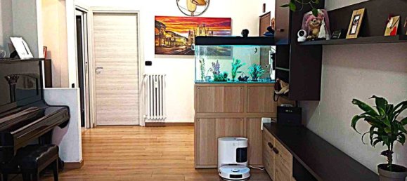 Квартира с 3 комнатами в Лиссоне, Италия № 334570 8