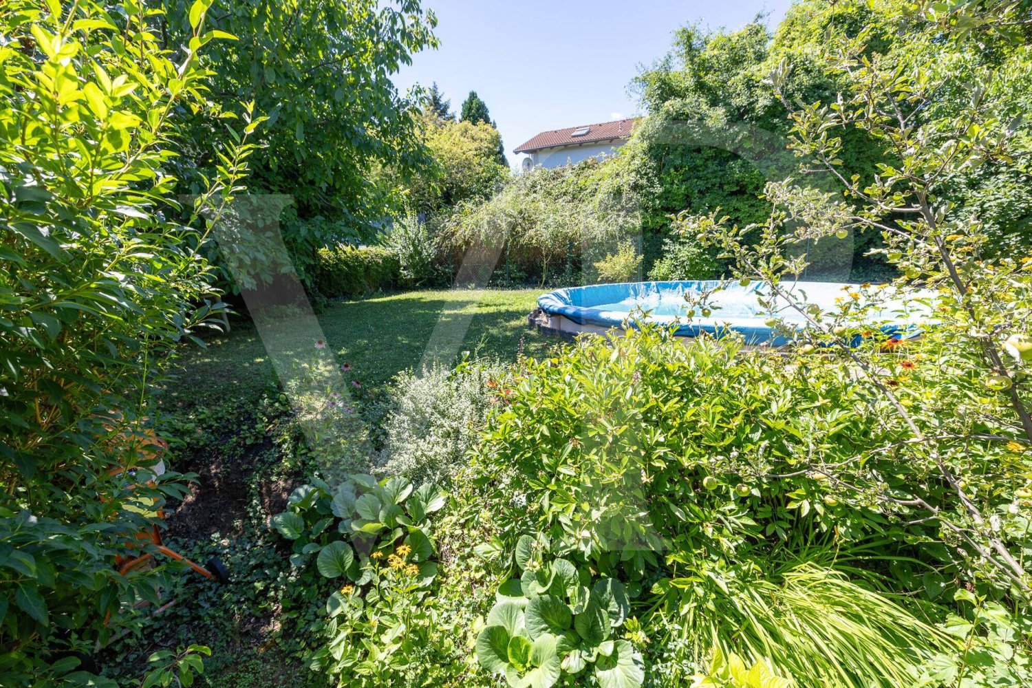 285m² Land in Favoriten, Austria No. 209071