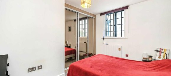 1 bedroom Apartment in Ealing, United Kingdom No. 5817 4