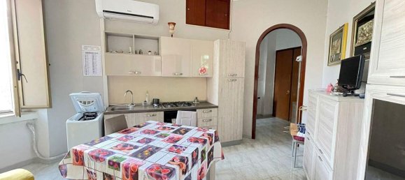 2 rooms Apartment in Bari, Italy No. 165802 8