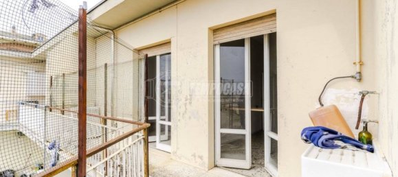 3 bedrooms Apartment in Monte San Giusto, Italy No. 218991 11