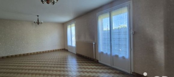 3 Schlafzimmer Haus in Thouars, France, Nr. 309902 9